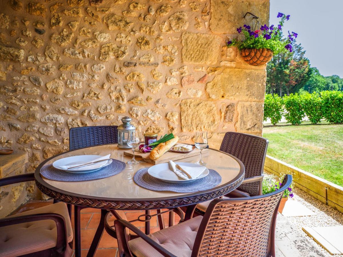 Vila Le Nid De Faucons Lalinde Exteriér fotografie