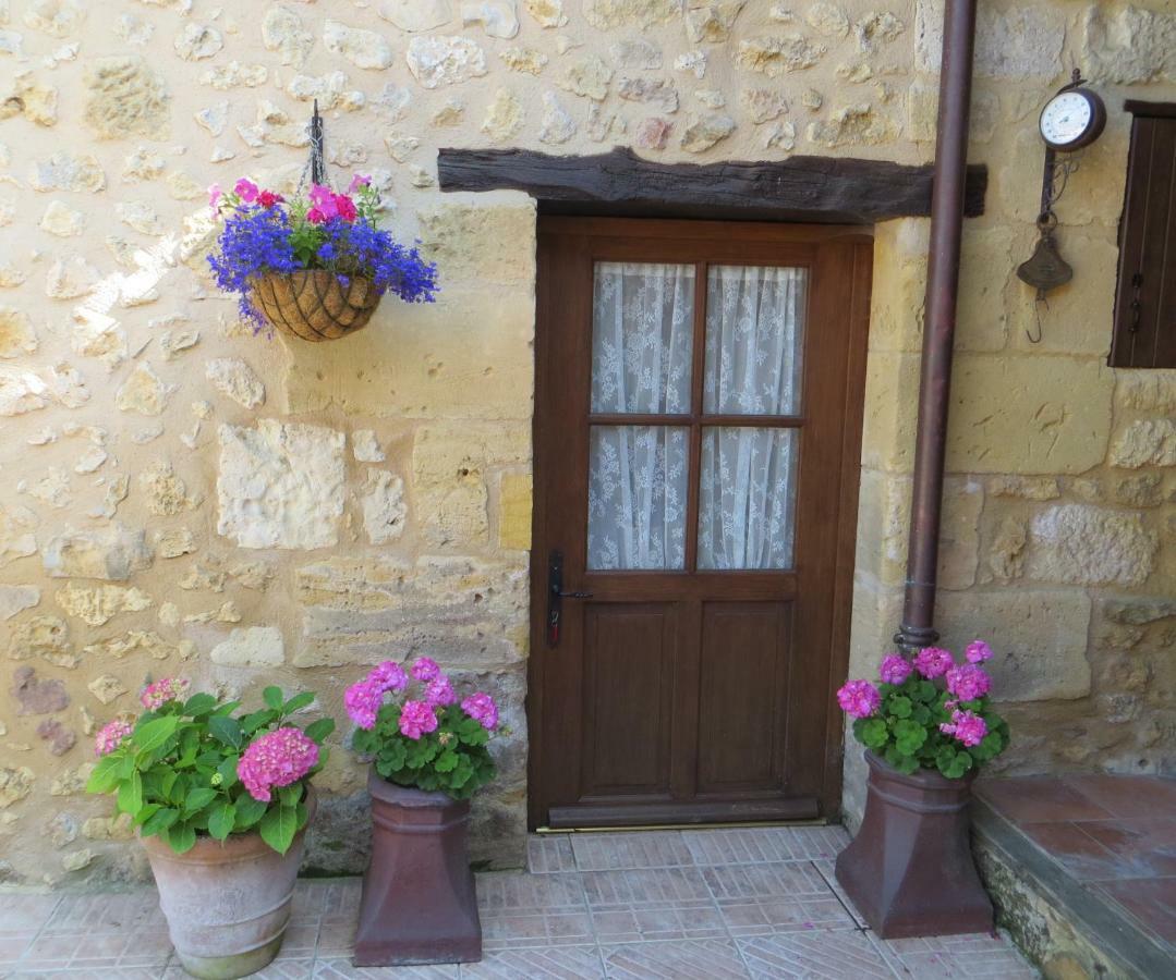 Vila Le Nid De Faucons Lalinde Exteriér fotografie